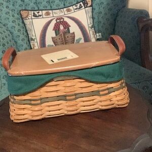 Longaberger Christmas Collection 2002 Edition Traditions Basket